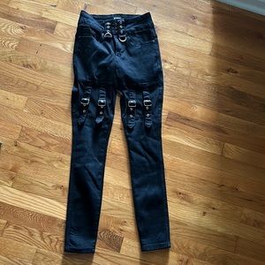 NWOT tags hot topic size zero black buckle jeans